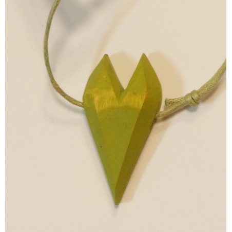 Täljt hjärthalsband