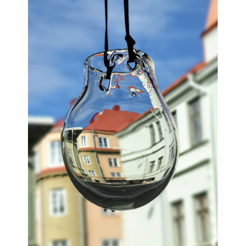 Hängande vas i glas