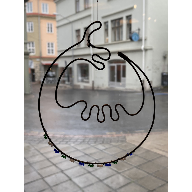 Odjur i tråd m jämtlandsfärgerna