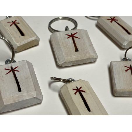 Nyckelring täljd Ledkryss