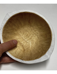 skål i trä med tydliga märken efter kniv och stämjärn 2